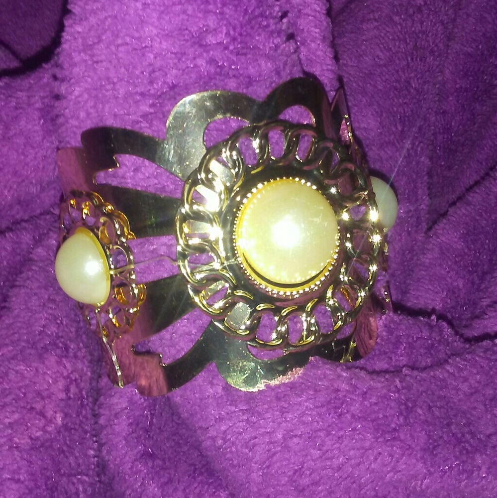 Gold cuff